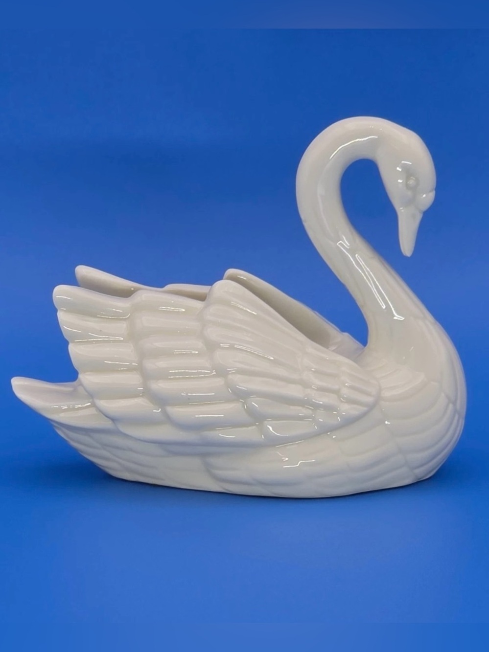 Lenox Porcelain Ivory Swan Figure Place Card Holder 3”